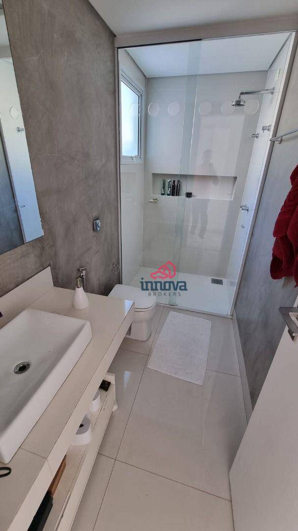 Sobrado à venda com 3 quartos, 300m² - Foto 17