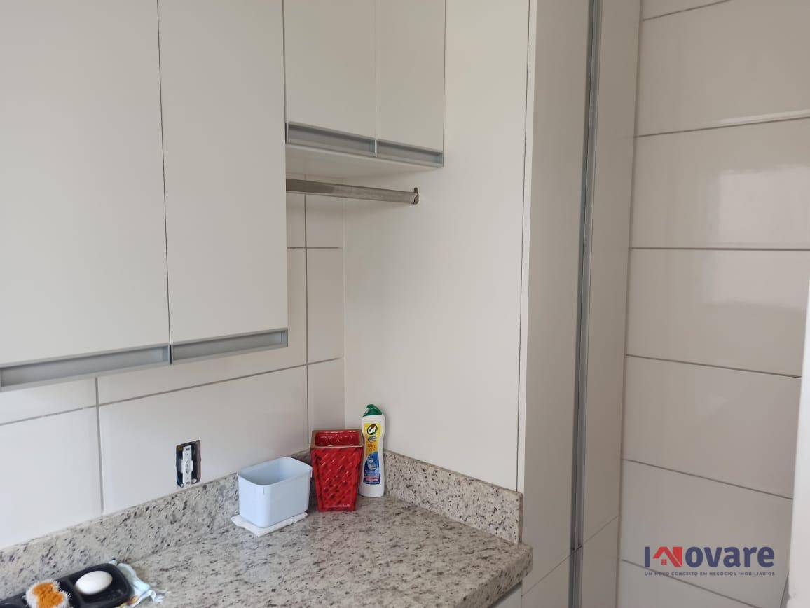 Apartamento à venda com 2 quartos, 70m² - Foto 4