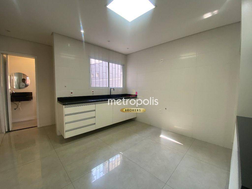 Sobrado à venda com 2 quartos, 180m² - Foto 12