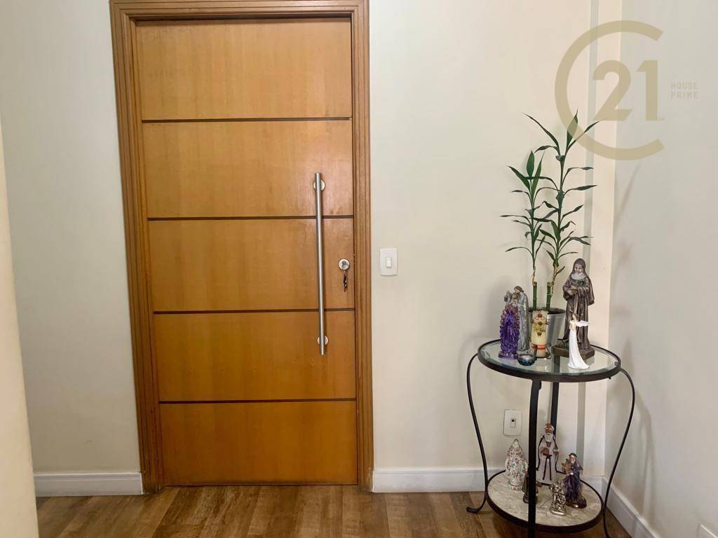 Apartamento à venda com 3 quartos, 131m² - Foto 6