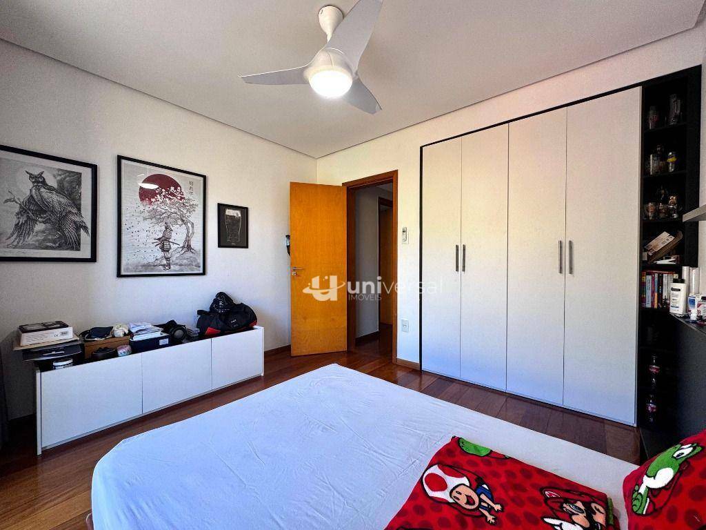 Apartamento à venda com 4 quartos, 208m² - Foto 15