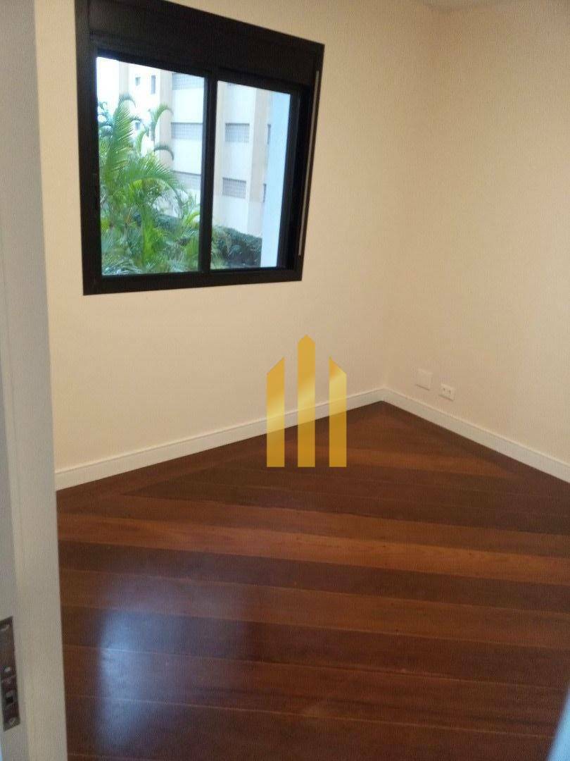 Apartamento para alugar com 4 quartos, 143m² - Foto 13