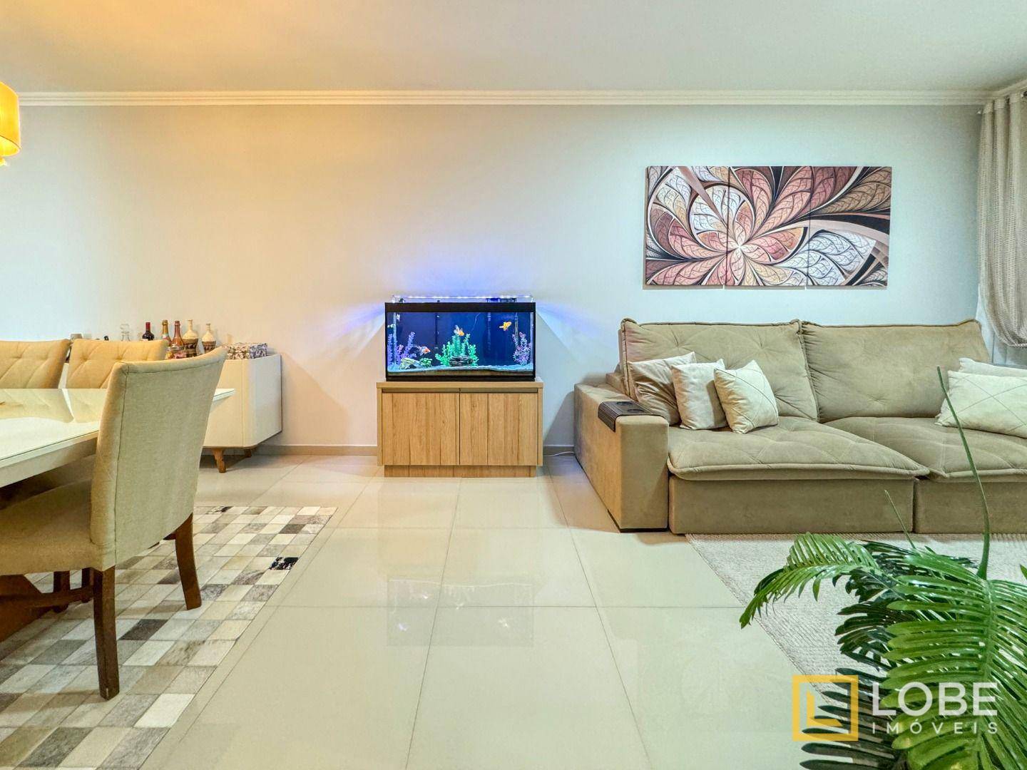 Apartamento à venda com 2 quartos, 80m² - Foto 3