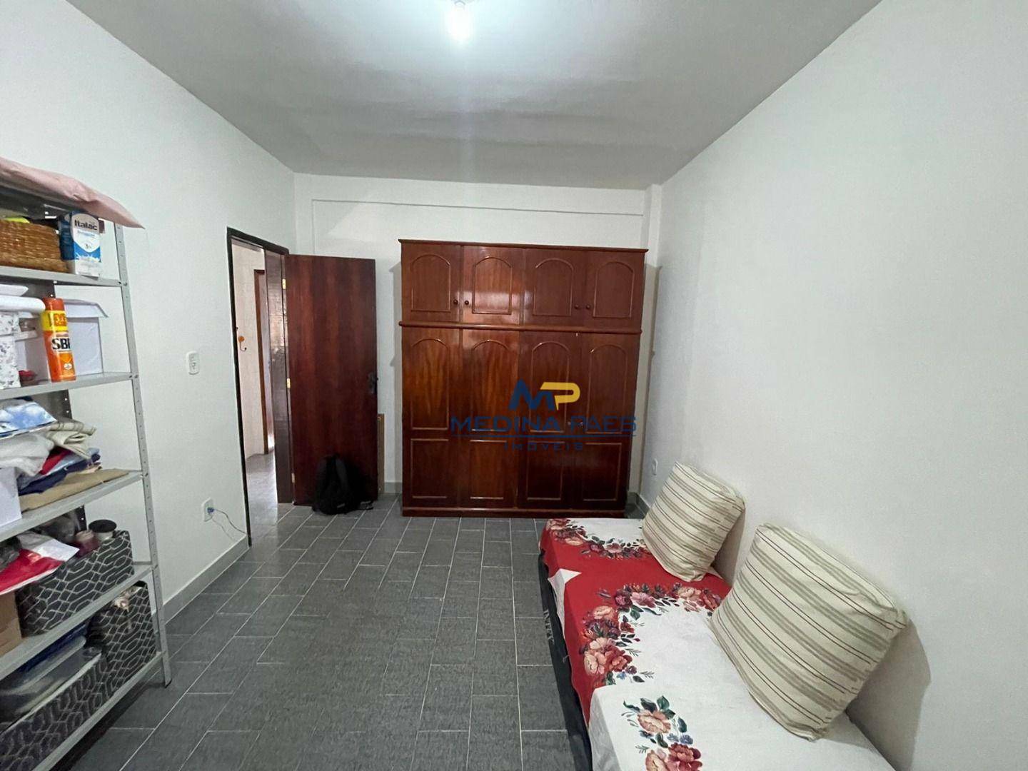 Casa à venda com 3 quartos, 200m² - Foto 12