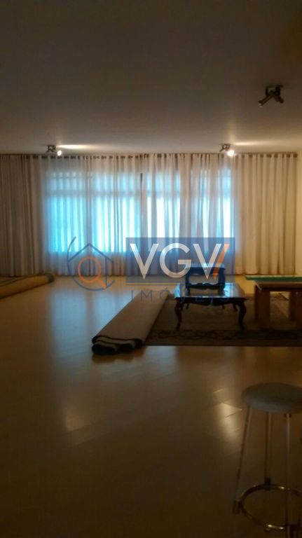 Casa à venda e aluguel com 3 quartos, 741m² - Foto 4