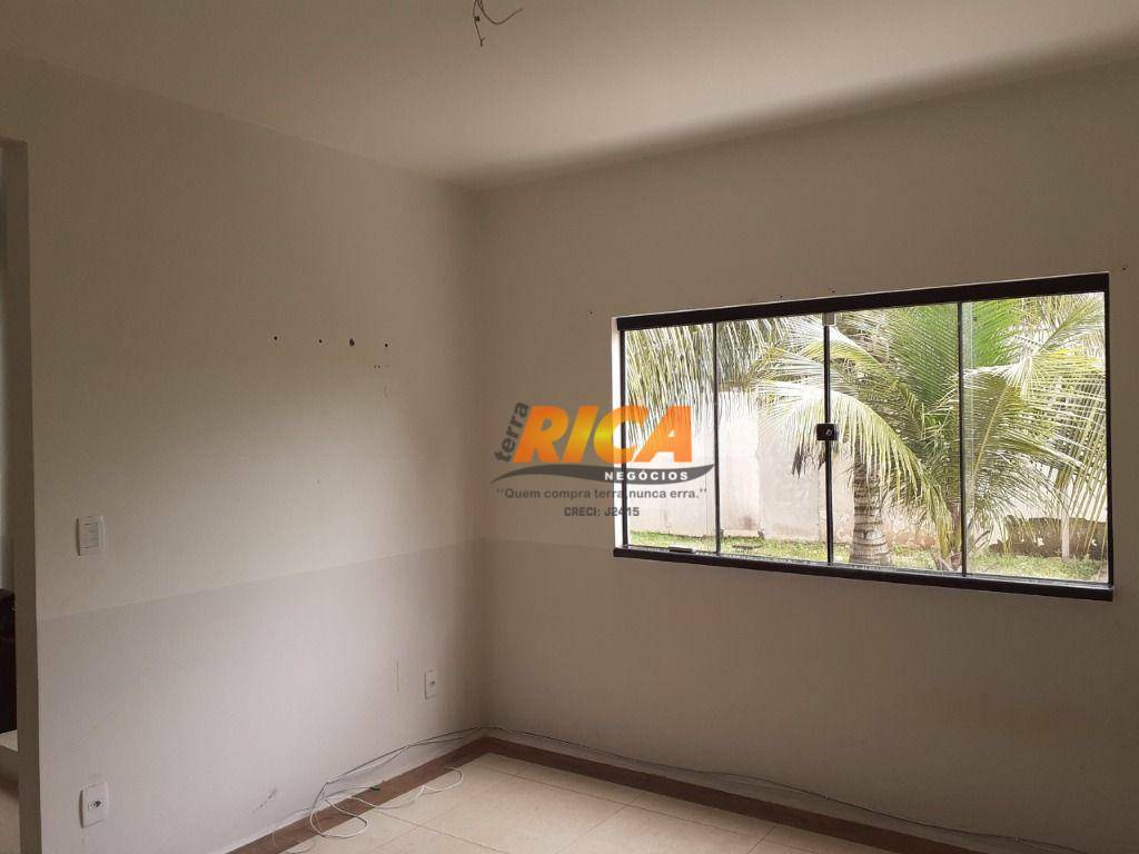 Casa à venda com 2 quartos, 235m² - Foto 12