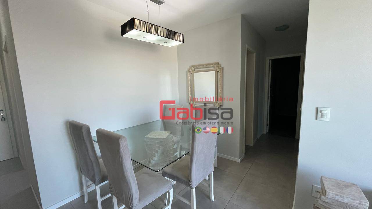 Apartamento à venda com 2 quartos, 75m² - Foto 4