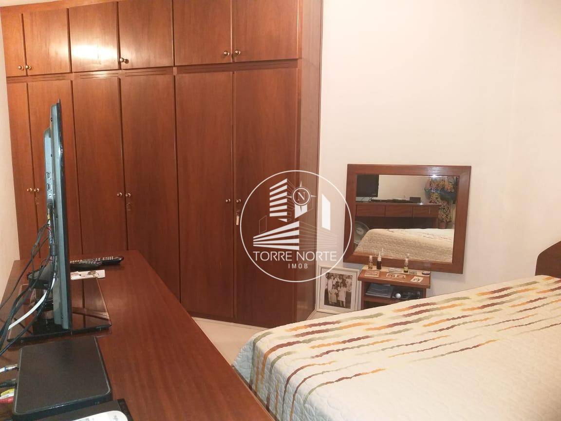 Apartamento à venda com 3 quartos, 96m² - Foto 8