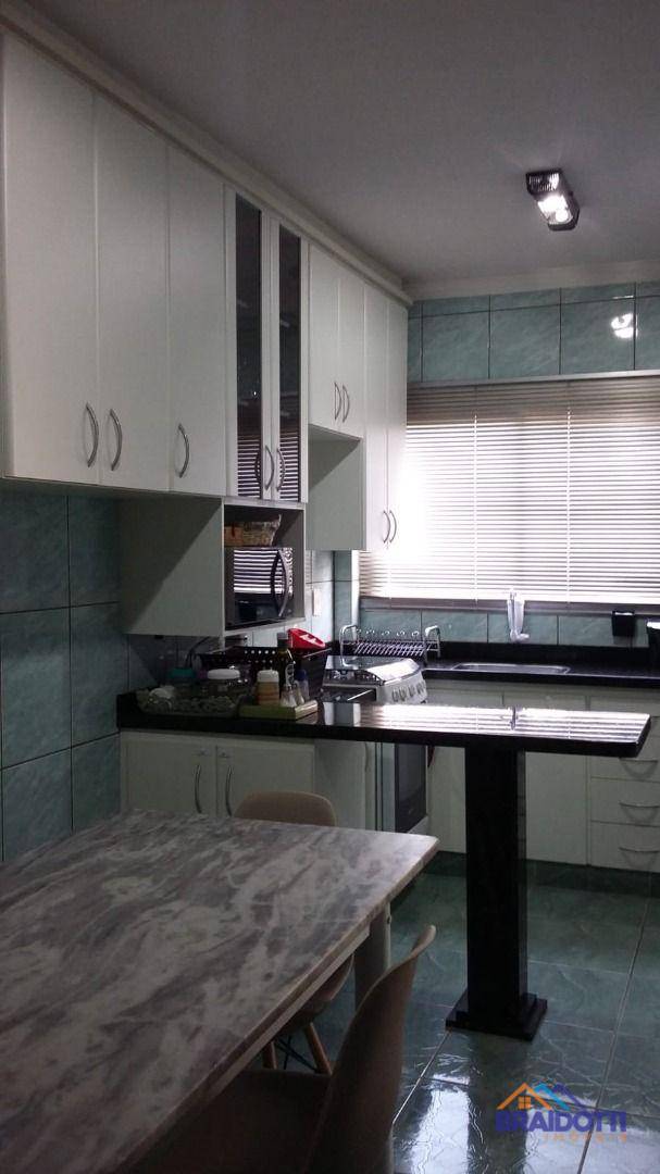 Apartamento à venda com 3 quartos, 90m² - Foto 8