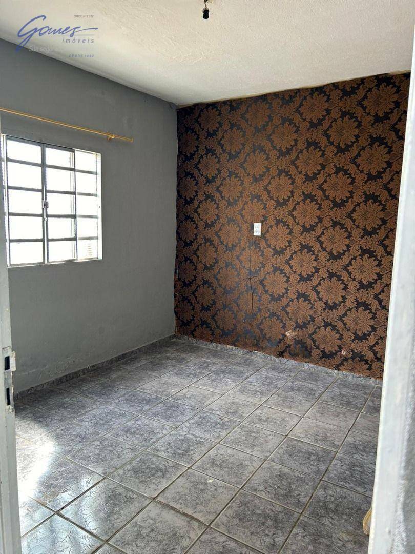 Casa à venda com 1 quarto, 100M2 - Foto 2