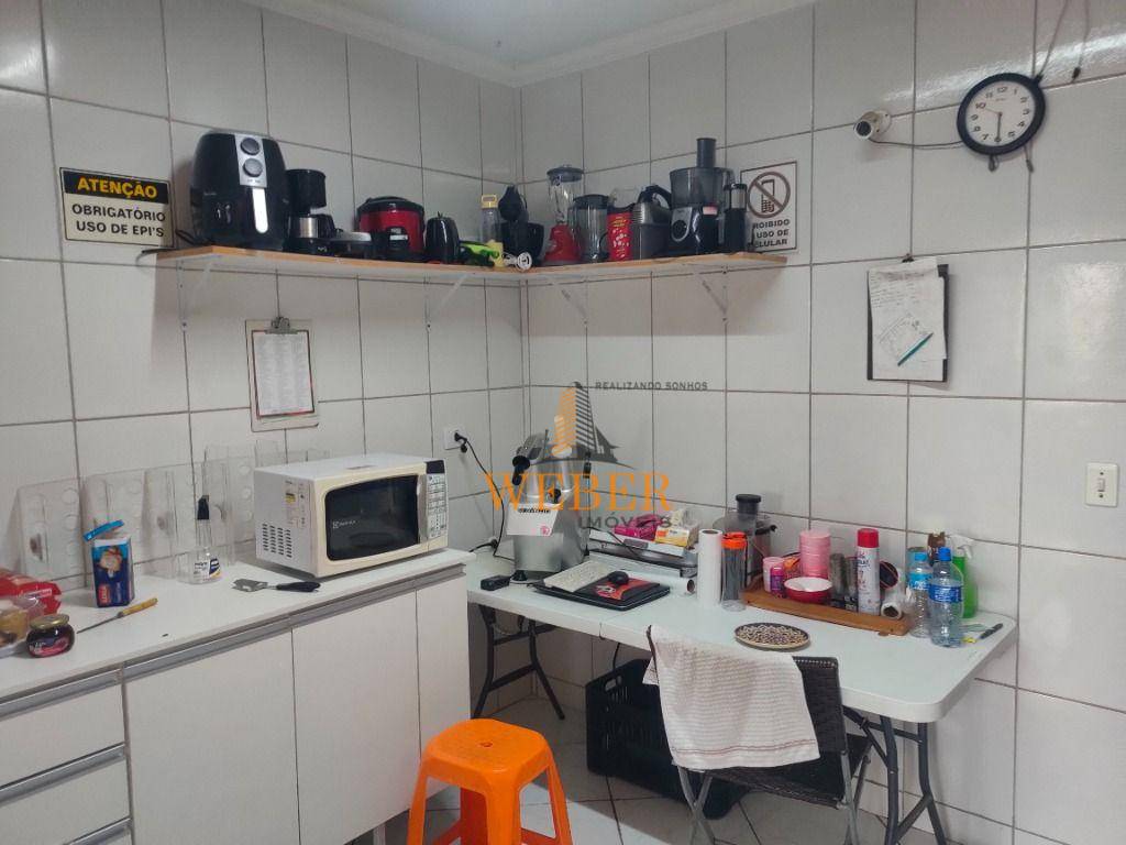 Sobrado à venda com 2 quartos, 100m² - Foto 28