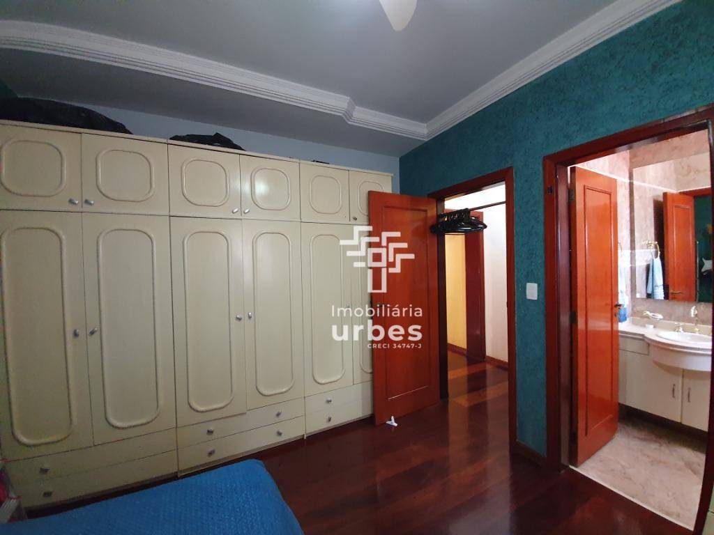 Casa, 3 quartos, 342 m² - Foto 28