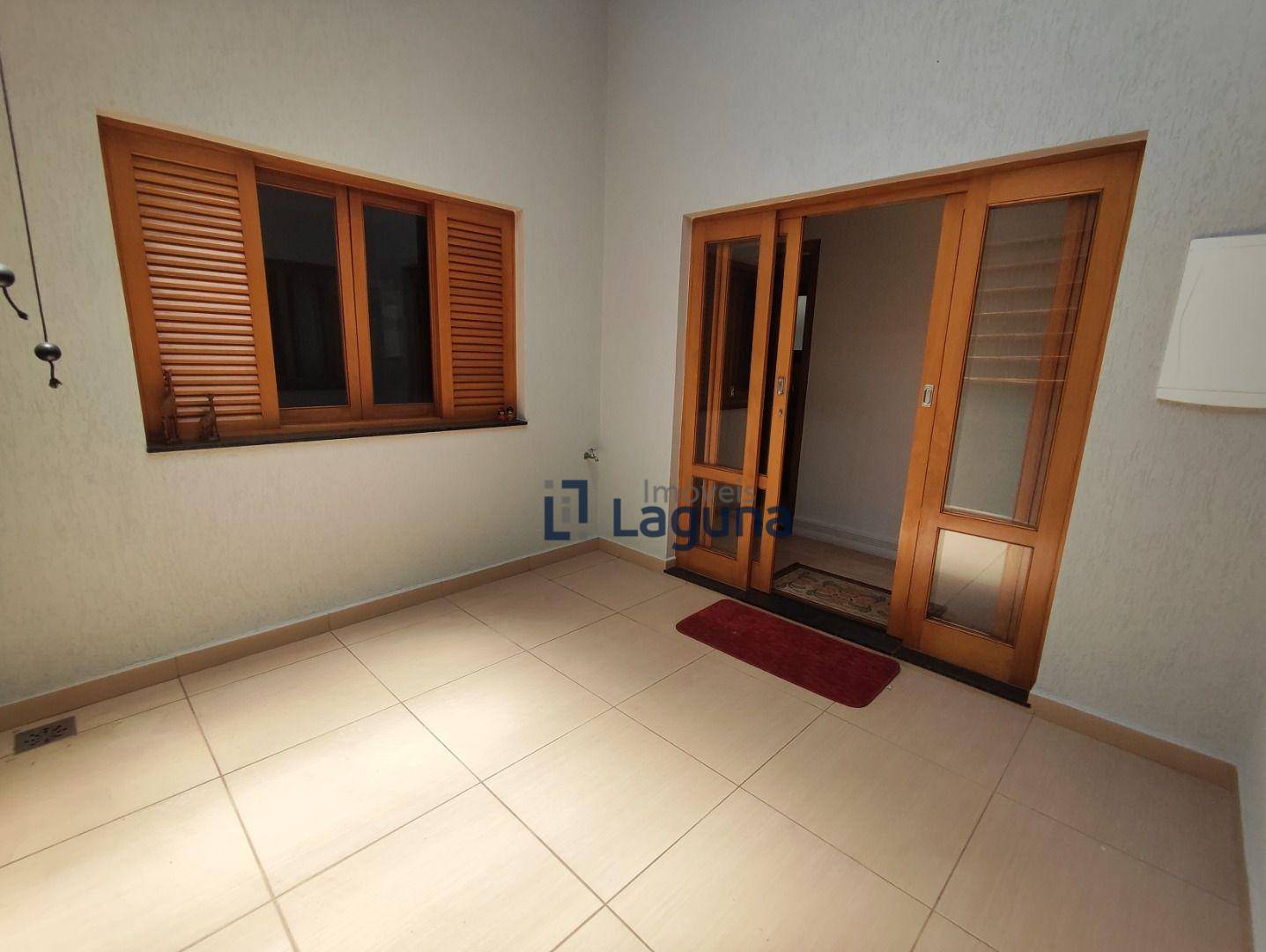 Casa à venda com 3 quartos, 230m² - Foto 58