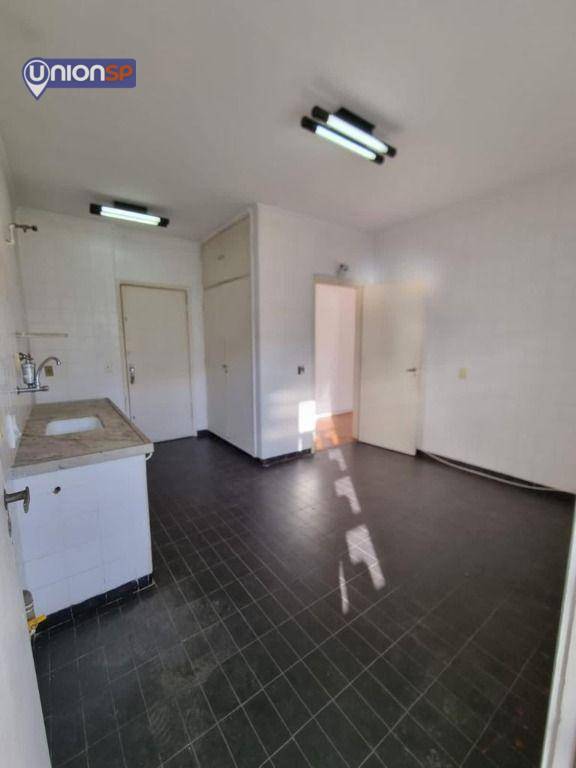 Apartamento à venda com 3 quartos, 105m² - Foto 15