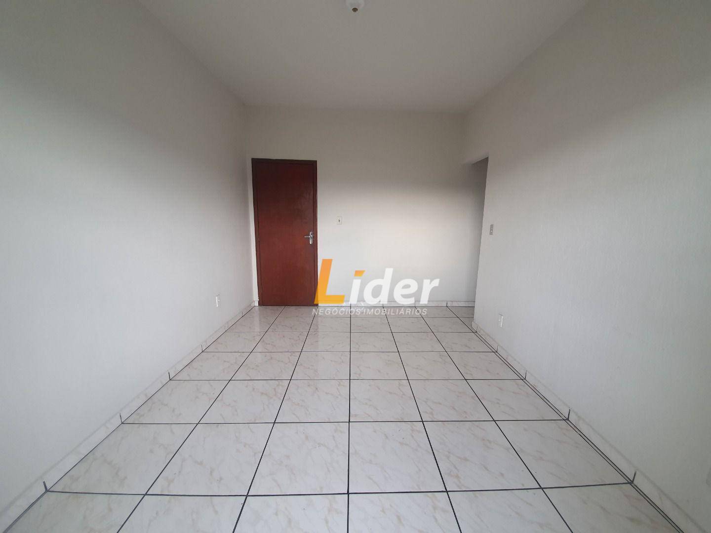 Apartamento, 3 quartos, 100 m² - Foto 2