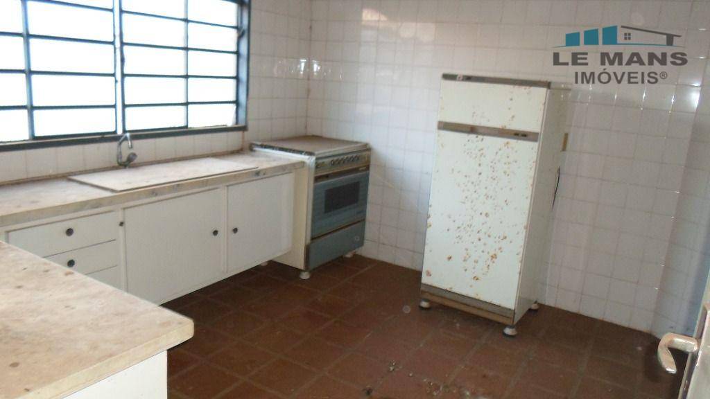 Casa à venda com 3 quartos, 180m² - Foto 33