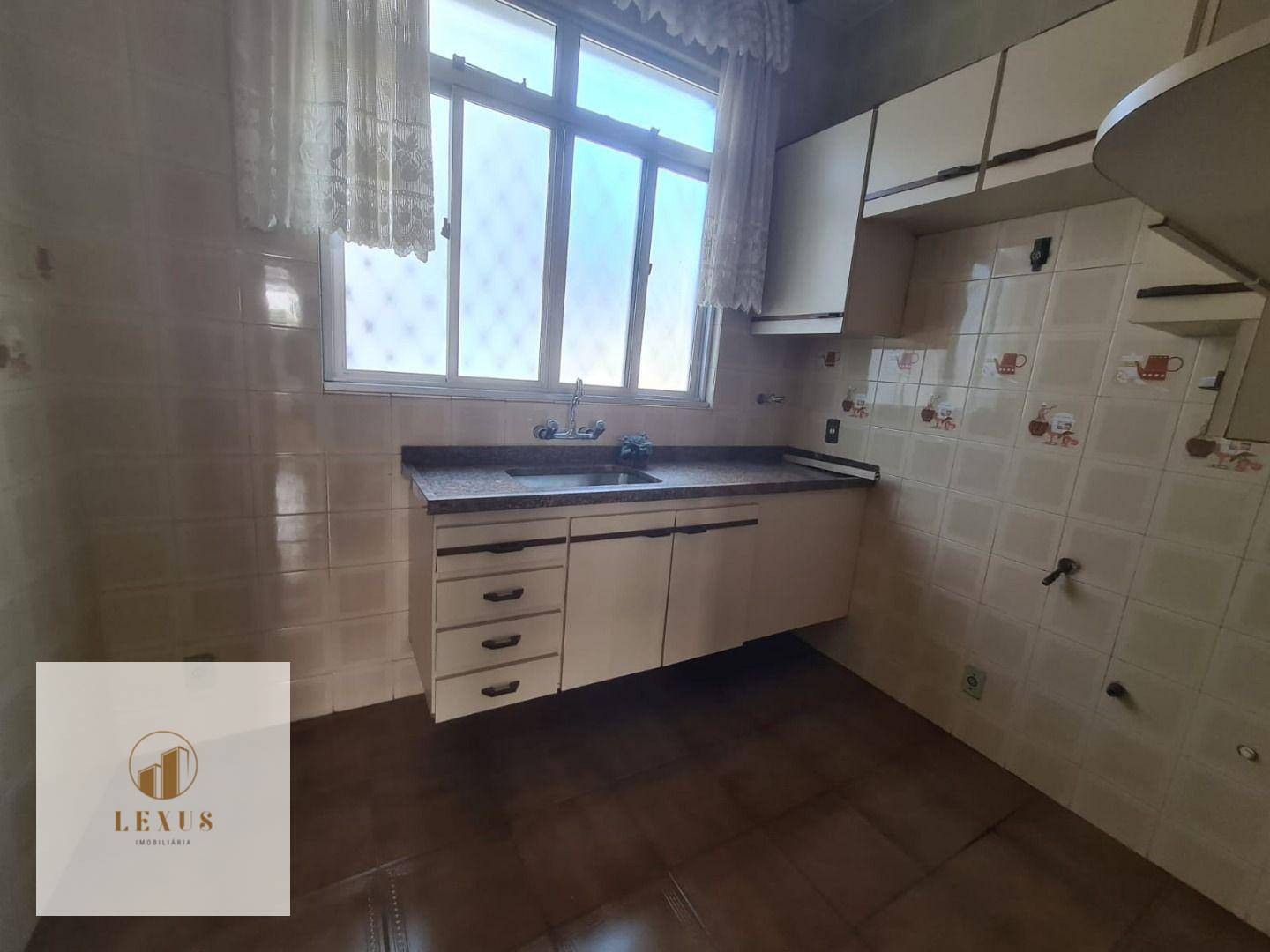 Apartamento à venda com 3 quartos, 136m² - Foto 8