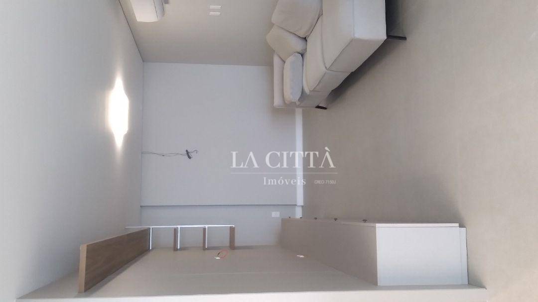 Apartamento à venda com 3 quartos, 118m² - Foto 4