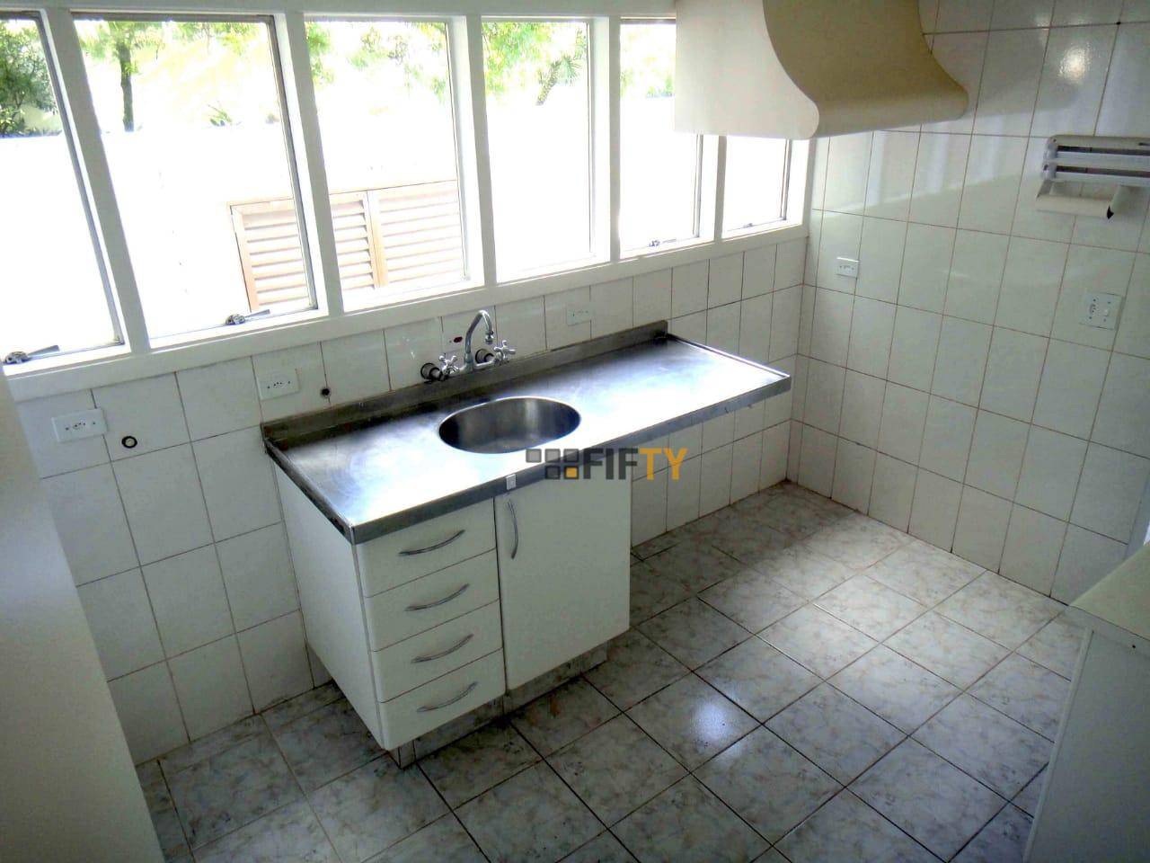 Casa à venda com 6 quartos, 450m² - Foto 27