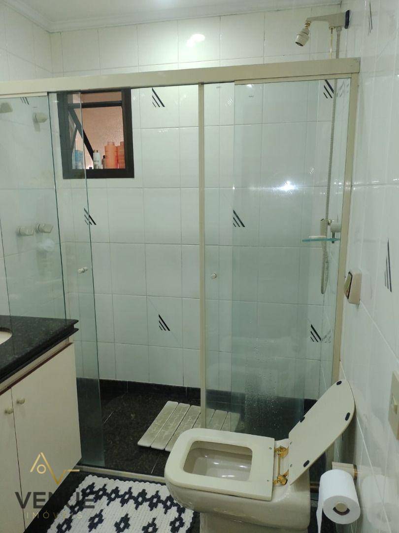 Apartamento à venda com 4 quartos, 188m² - Foto 30