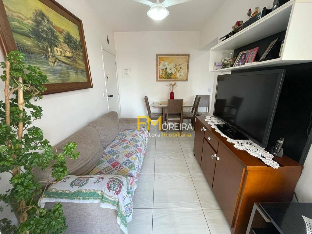 Apartamento à venda com 2 quartos, 66m² - Foto 1