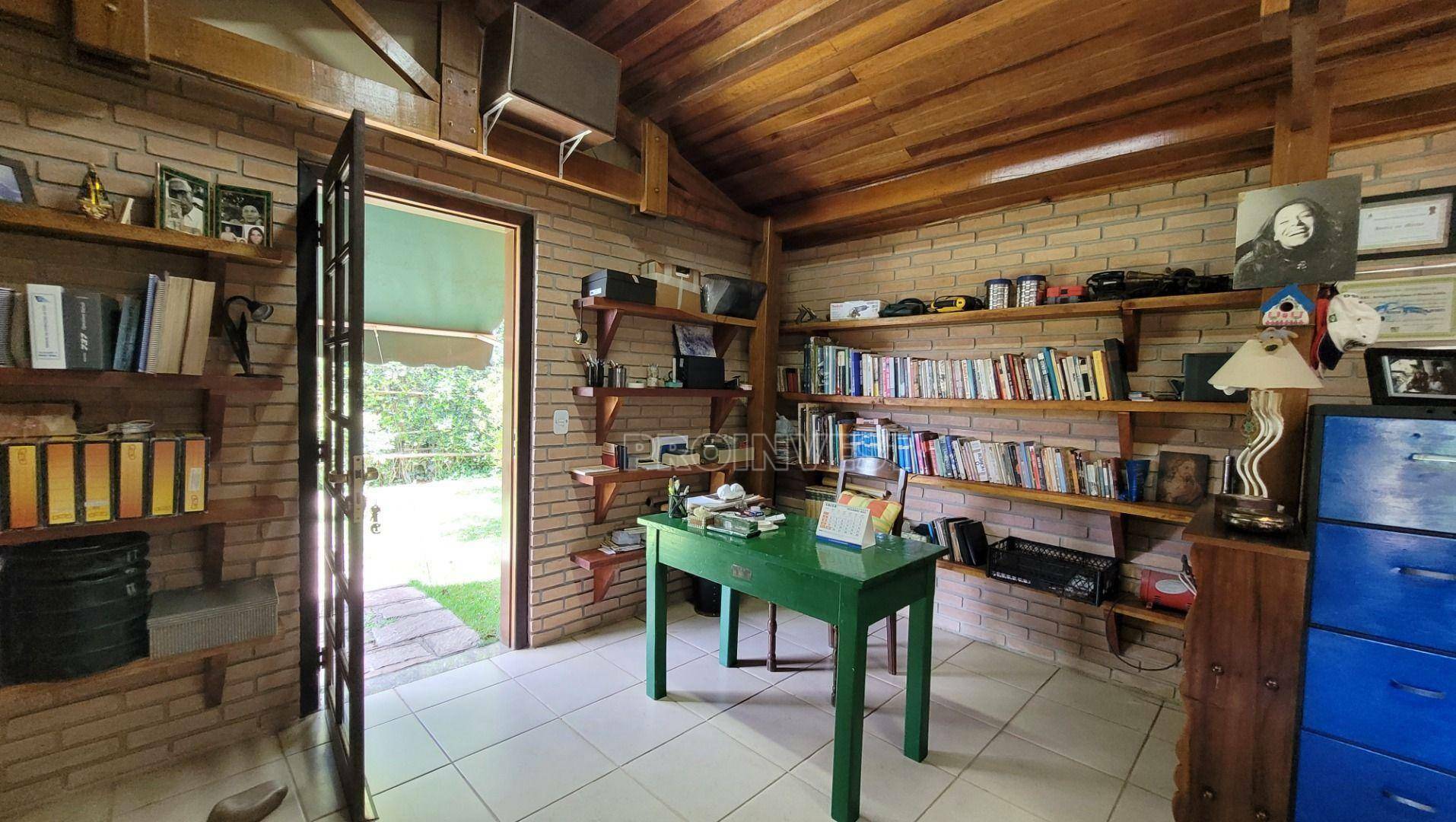 Casa de Condomínio à venda com 3 quartos, 260m² - Foto 33