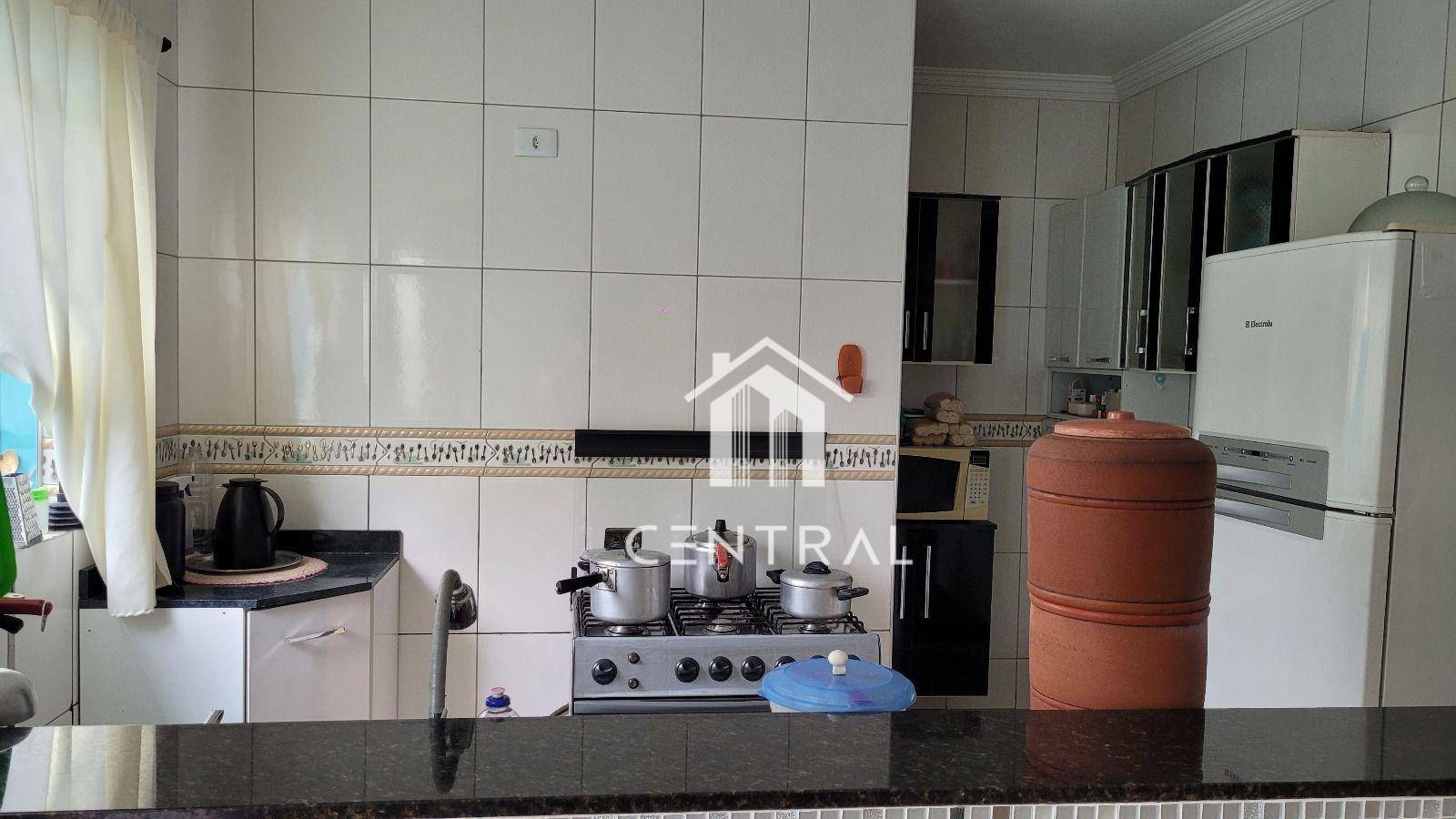 Sobrado à venda com 3 quartos, 174m² - Foto 4