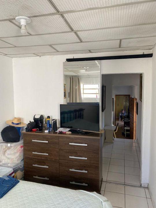 Casa à venda com 2 quartos, 650m² - Foto 29