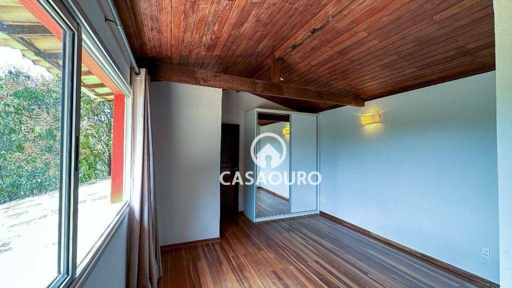 Casa de Condomínio à venda com 5 quartos, 325m² - Foto 25