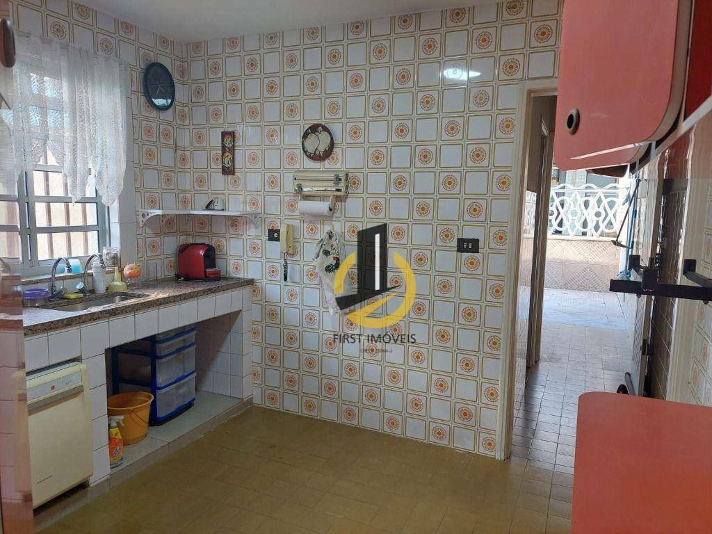 Casa à venda com 4 quartos, 194m² - Foto 21