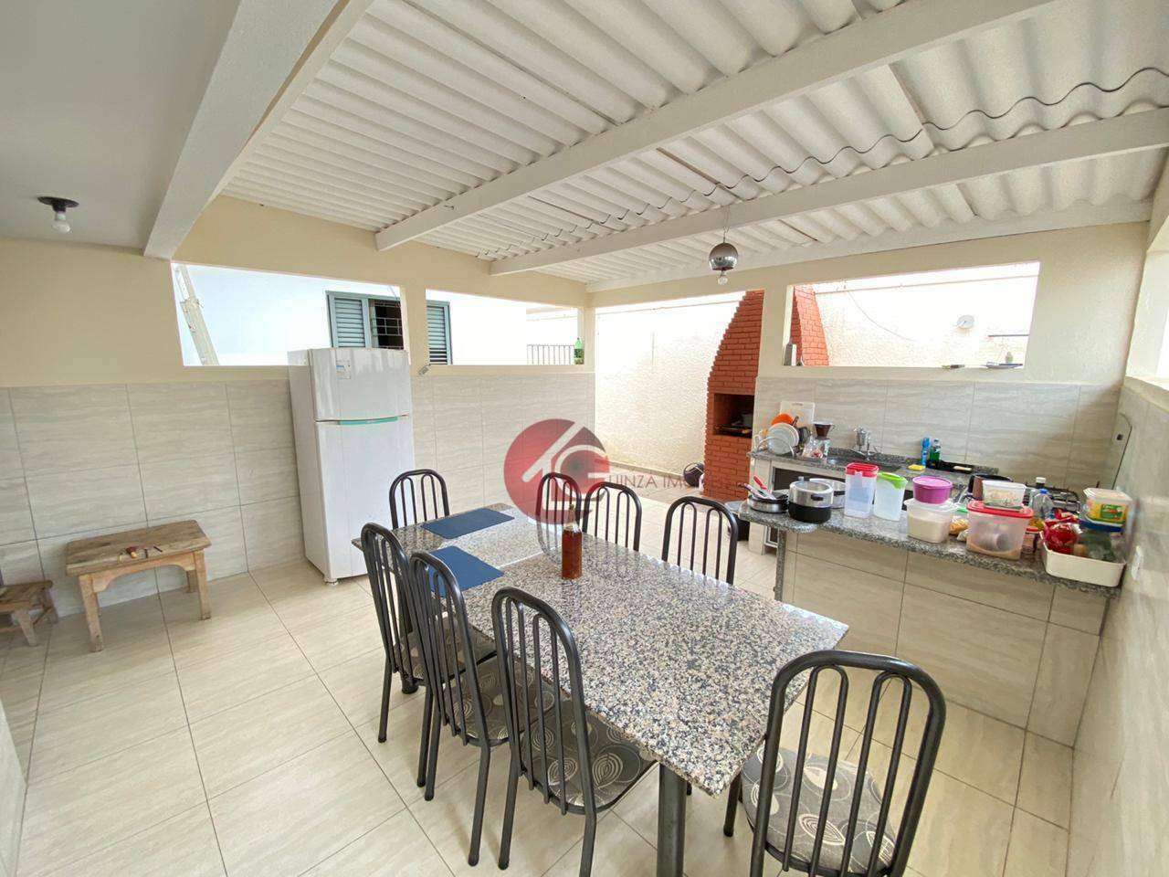 Casa à venda e aluguel com 3 quartos, 280m² - Foto 12