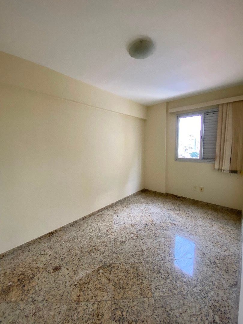 Apartamento à venda com 3 quartos, 90m² - Foto 11