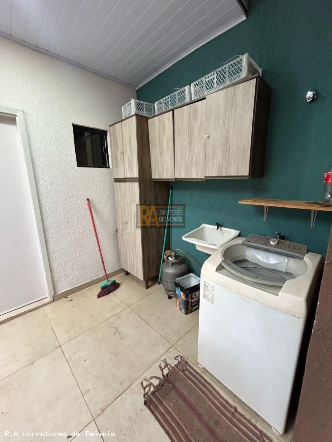 Casa à venda com 3 quartos, 121m² - Foto 20