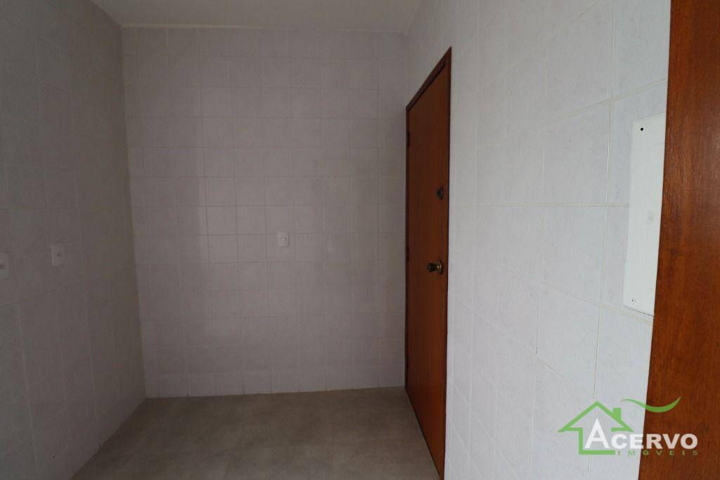 Apartamento à venda com 3 quartos, 154m² - Foto 9