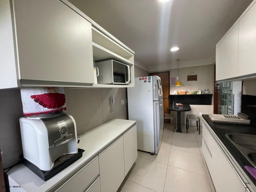 Apartamento para alugar com 3 quartos, 117m² - Foto 15