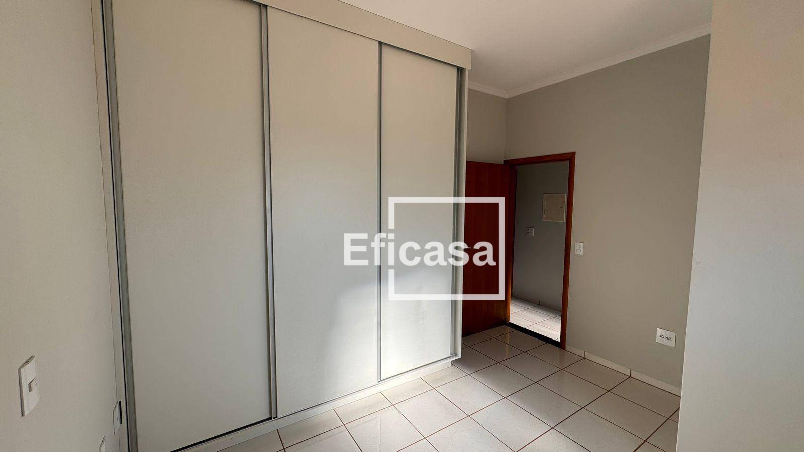 Casa de Condomínio à venda com 3 quartos, 130m² - Foto 1