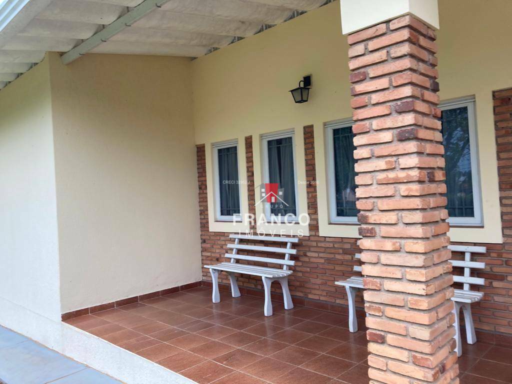 Chácara à venda com 4 quartos, 185m² - Foto 4