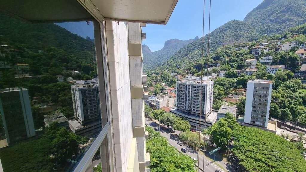 Apartamento à venda com 4 quartos, 188m² - Foto 16