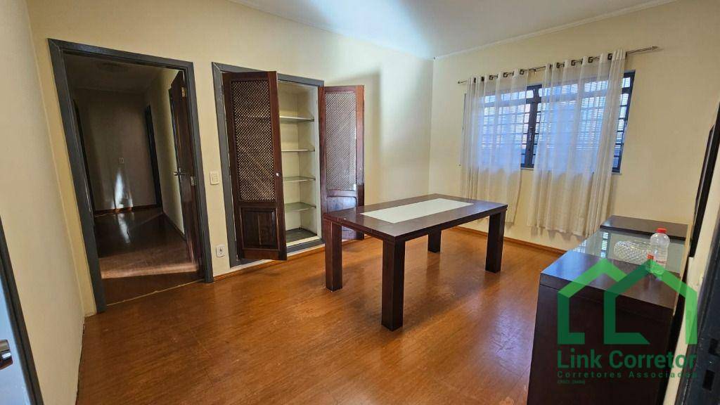 Casa à venda com 3 quartos, 326m² - Foto 18