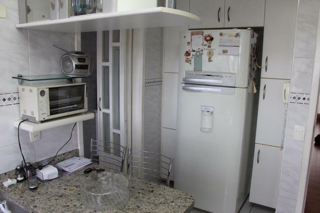 Apartamento à venda com 3 quartos, 140m² - Foto 23