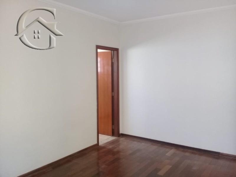 Casa para alugar com 2 quartos, 220m² - Foto 14