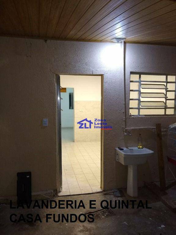 Casa à venda com 5 quartos, 150m² - Foto 4