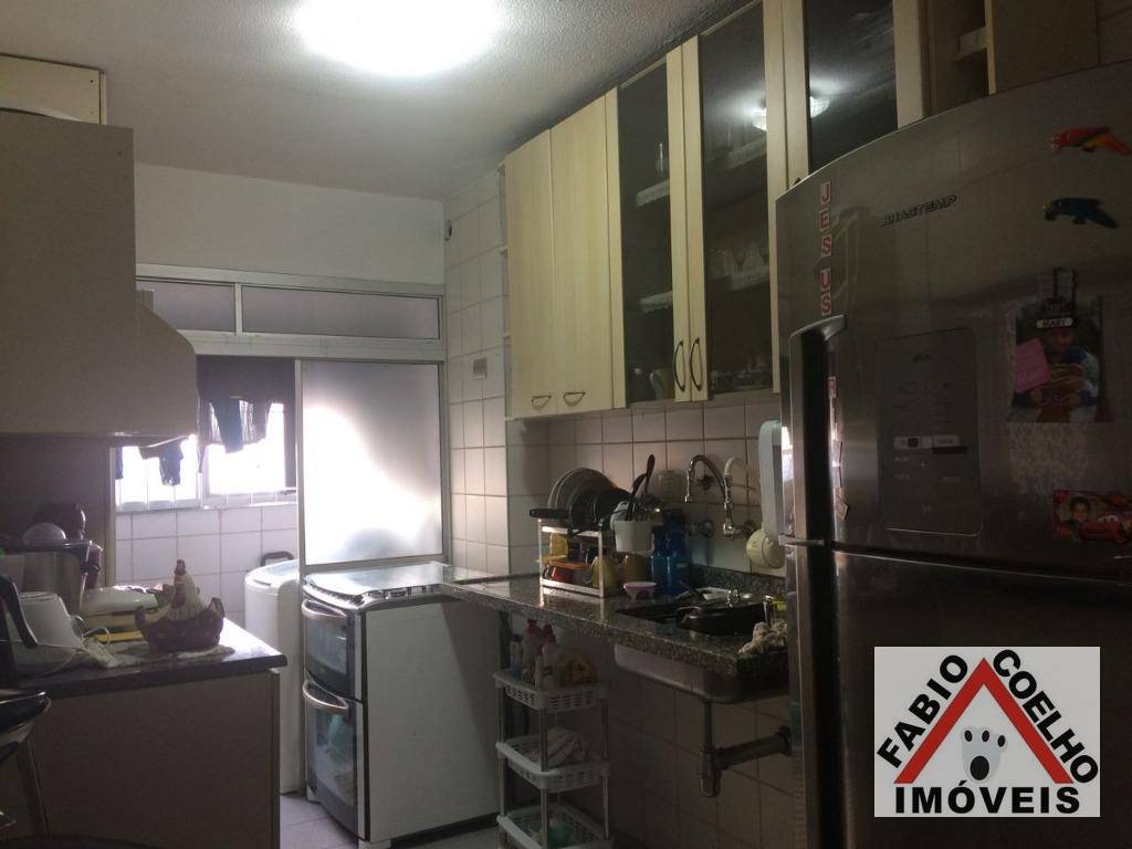 Apartamento à venda com 2 quartos, 63m² - Foto 5