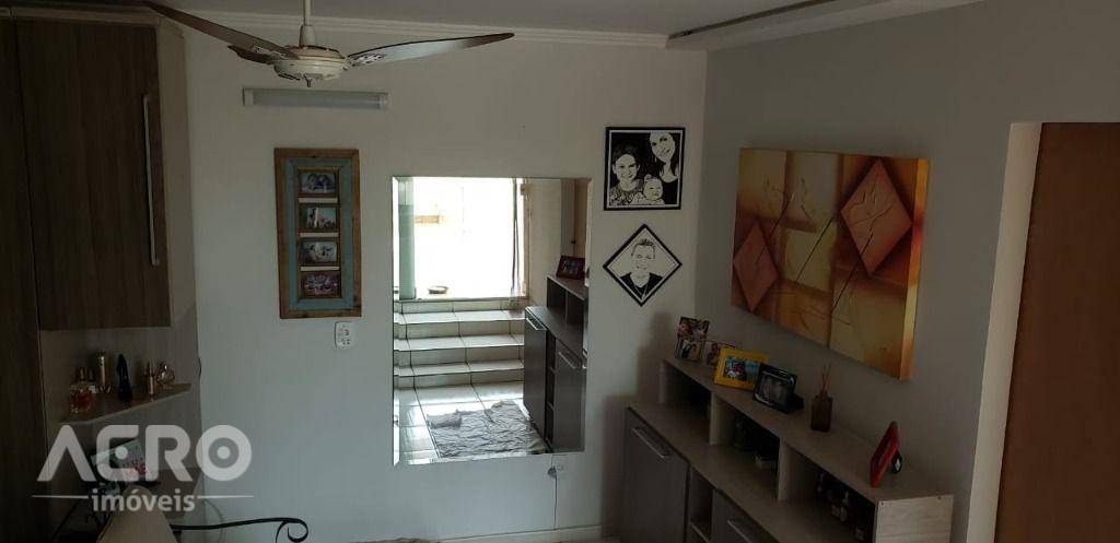 Casa à venda e aluguel com 3 quartos, 440m² - Foto 20