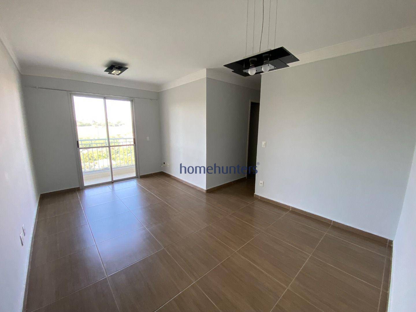 Apartamento à venda com 2 quartos, 62m² - Foto 1