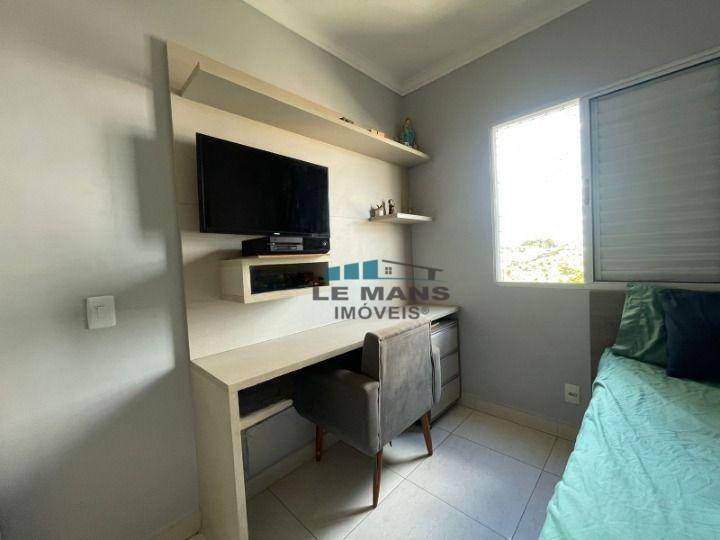 Apartamento à venda com 2 quartos, 79m² - Foto 10