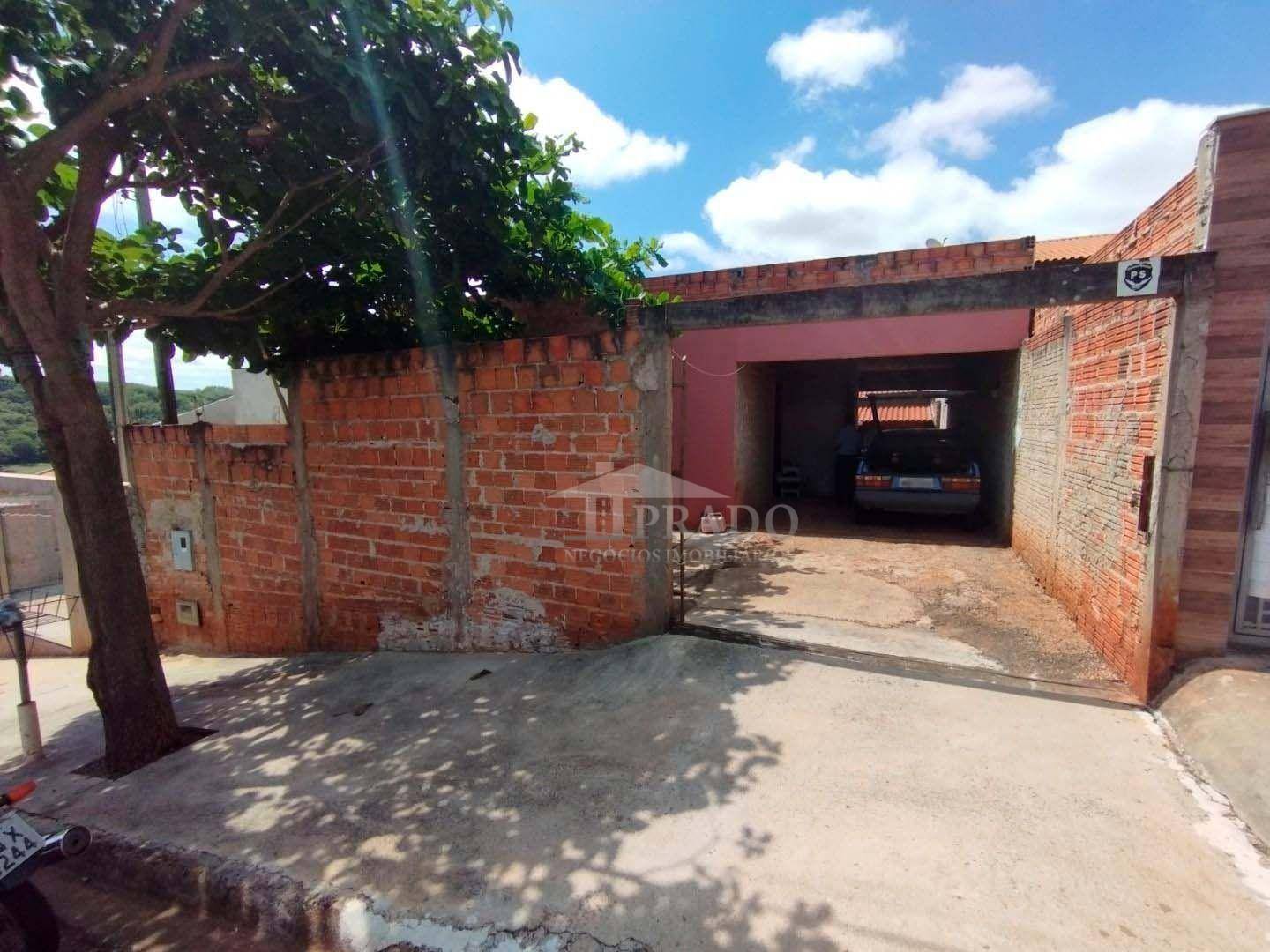 Casa à venda com 3 quartos, 120m² - Foto 1