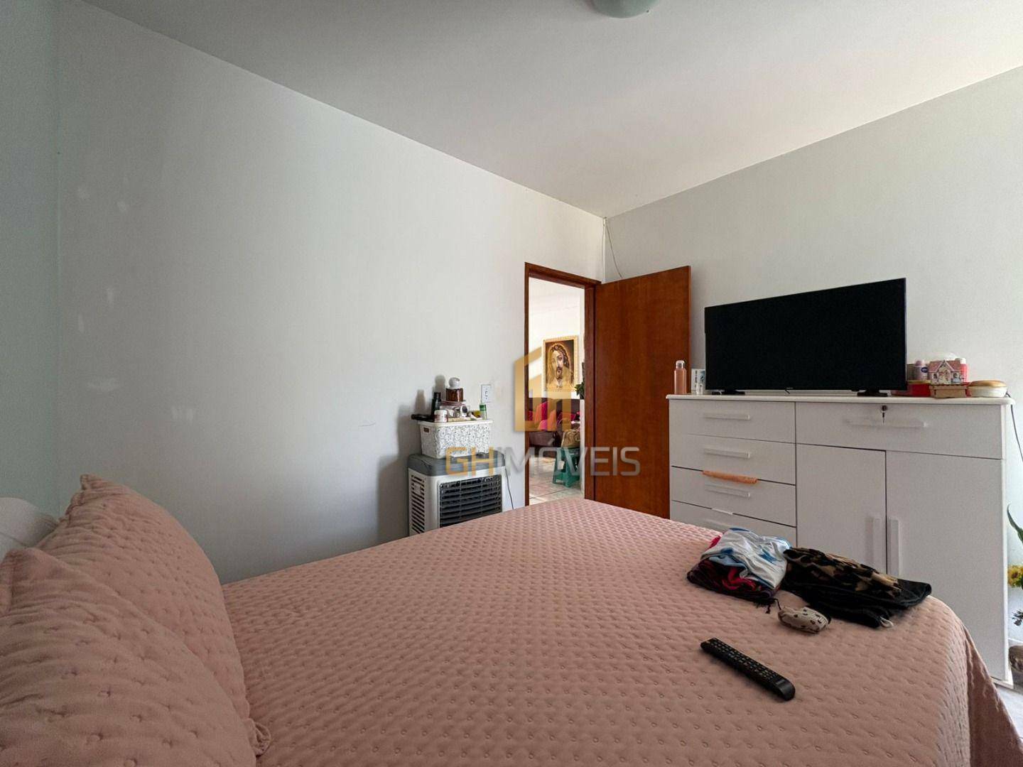 Casa à venda com 3 quartos, 68m² - Foto 8