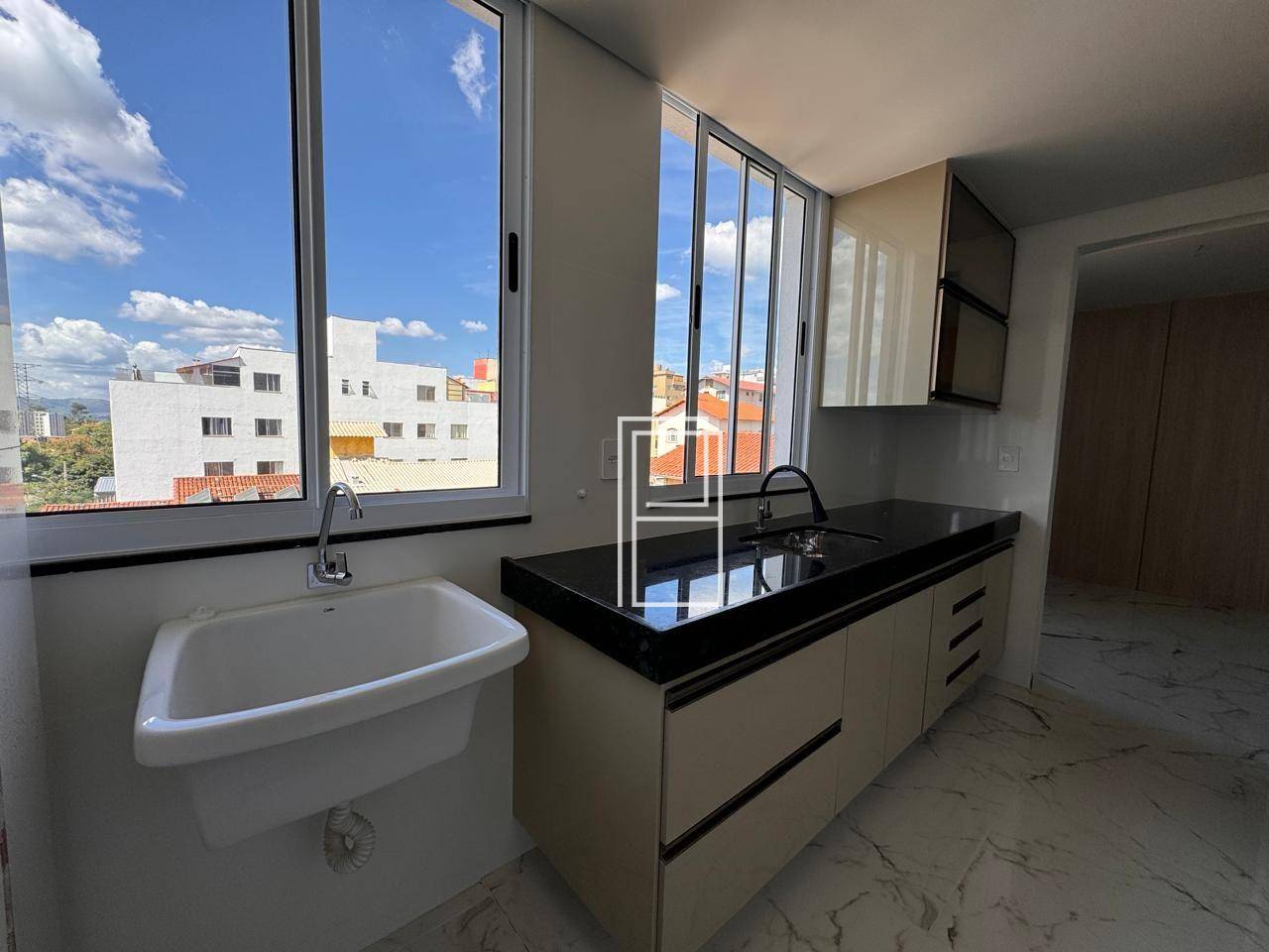 Apartamento à venda com 2 quartos, 57m² - Foto 5