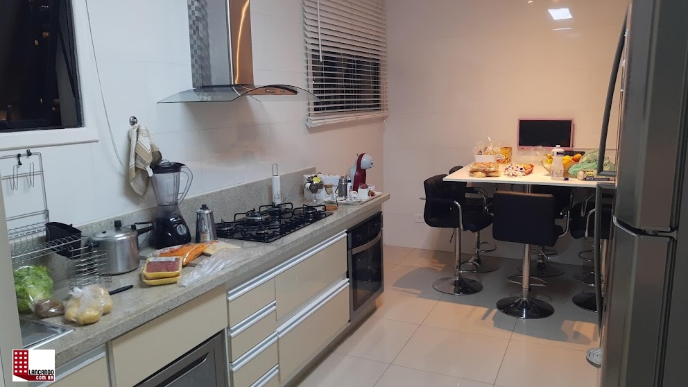 Apartamento à venda com 4 quartos, 320m² - Foto 18